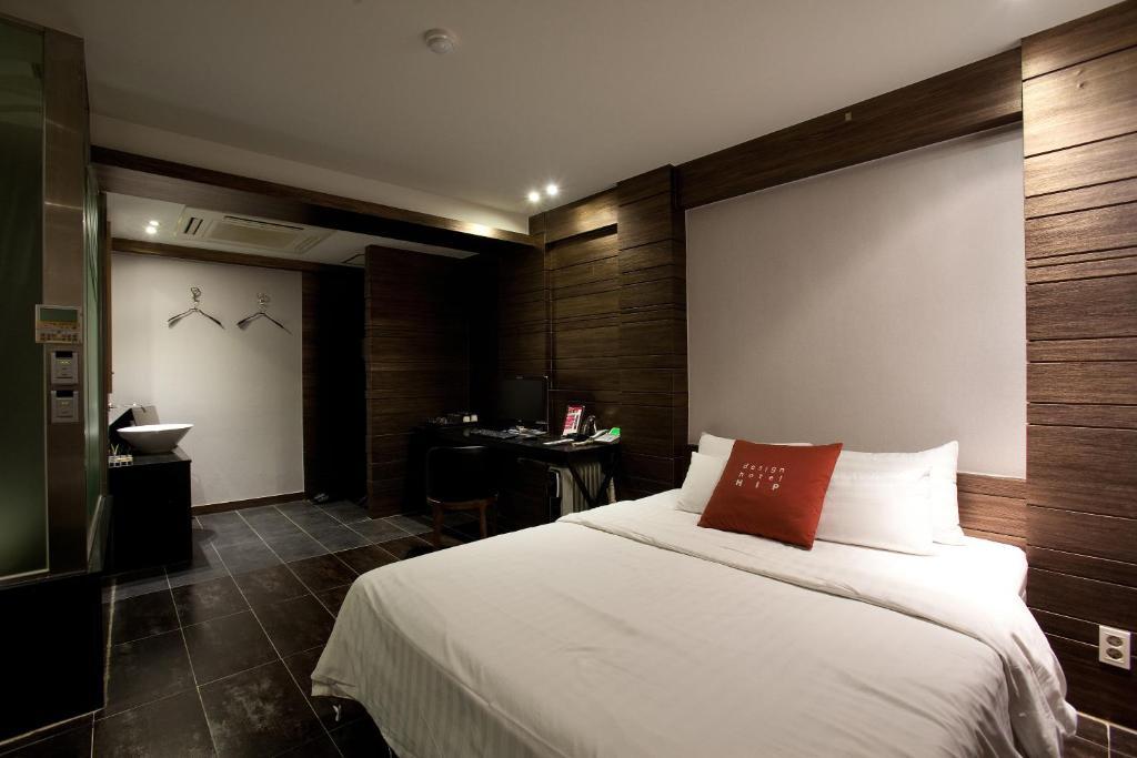 Motel Hip 2*